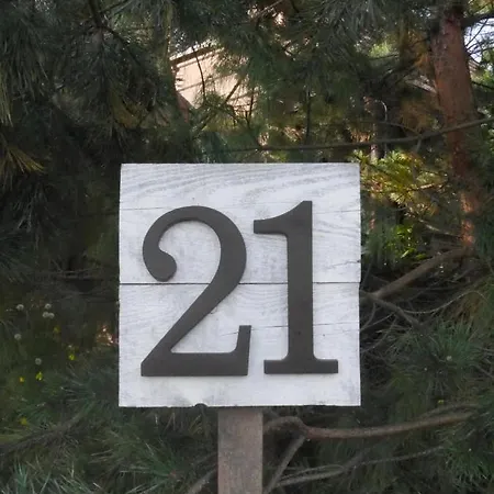 Dom wakacyjny Jeżynowy - *